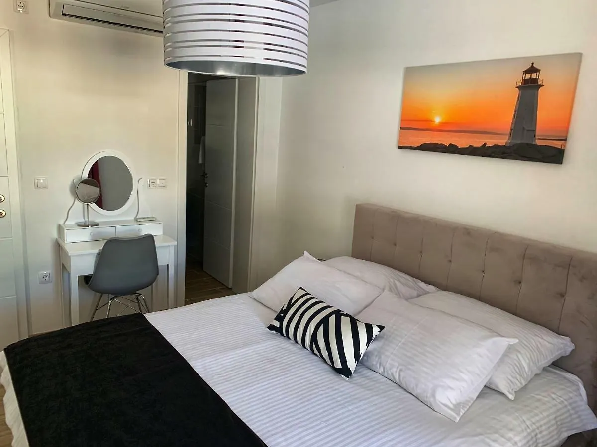 Villa Lord Pomer 0*,  Kroatien