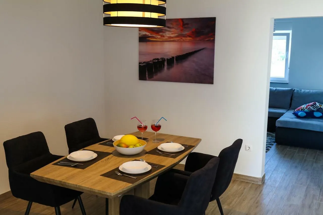Villa Lord Pomer Apartment